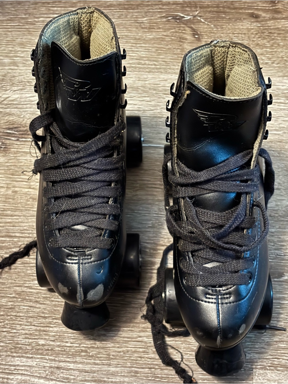 Men's Black Roller Skates with Lace-Up Support